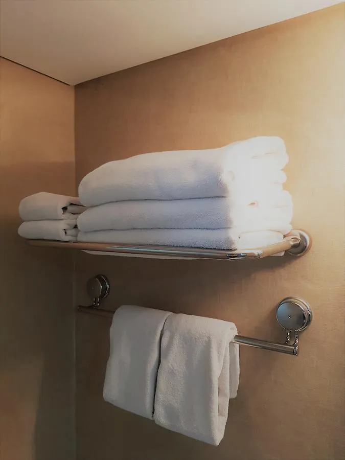 Yoido Hotel Seoul 4*,